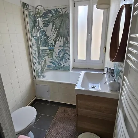 L'echappee Sauvage-t3-wifi- Queen Size Apartment